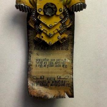 Space Marine Imperial Fists Standard Bearer by Nokistudio