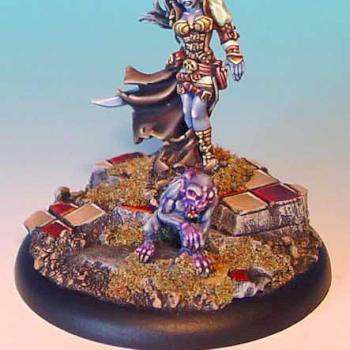 Terezinya and Familiar on sculpted base by Wappellious