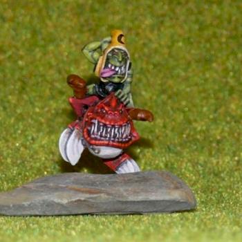 Gobbo Squig Hopper by Nugget