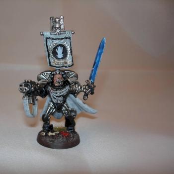 Iron Hands Space Marine Captain by optimuspyro
