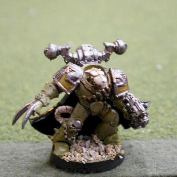 Warp Vermin gutter runner marine by Yru Ha
