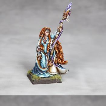 Bretonnian Damsel by El Guardian