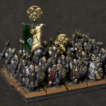 Dwarf Longbeard Unit by pntbolplayer