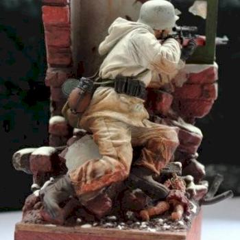 German Sniper by HQ Model Kits
