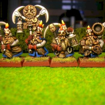 Dwarf Miners Command by DaKlumpn