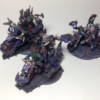 Ork warbikes by Sperian