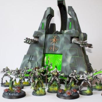 Necron Monolith by Kenderus