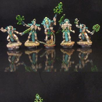 Necrons Royal Court by bilorca