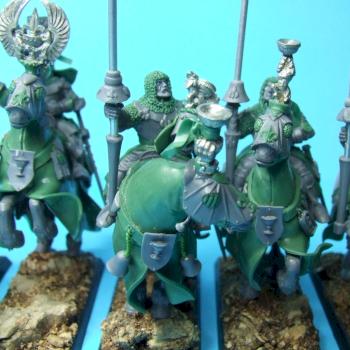 Grail Knights of Bretonnia - (converted) some more details by thistledoo minis
