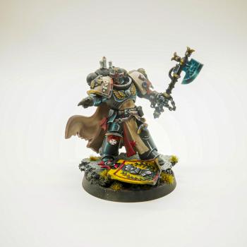 Black Templars Castellan by George1