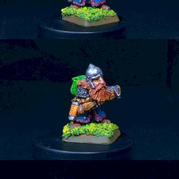 Dwarf Adventurer with crossbow by chaoswarrior