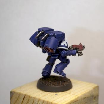 Ultramarine Assault Sergeant (diff view) by PsyCrow