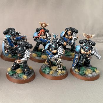 Deathwatch regular marine squad with bolters by w817rogier