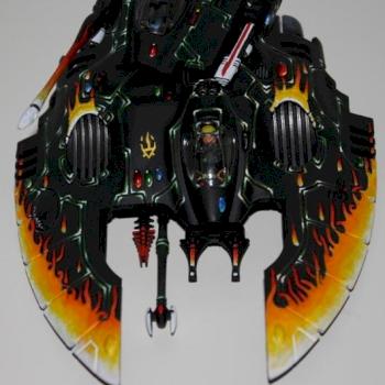 Falcon with flame pattern by glonkie