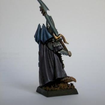 Dreadlord with great weapon - back by flamby