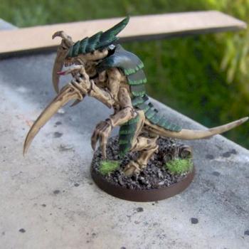 Tyranid warrior by Robinas