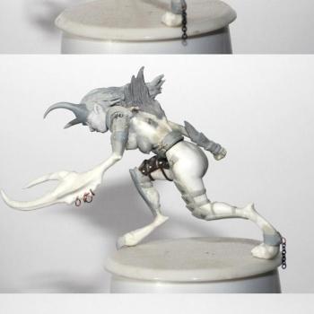 Slaanesh Daemon Princess # 1 w/ alternate head #2 by Fifth miracle