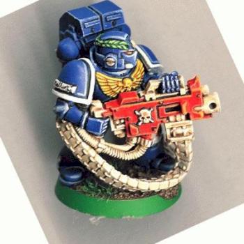 Space Marine with Heavy Bolter by wallydoo