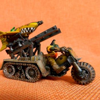 Bad Moon Grot Bomb Launcha by Blauer Reiter