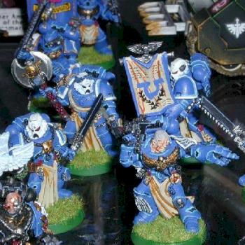 Ultramarines Veteran Group by Michael Vokoun