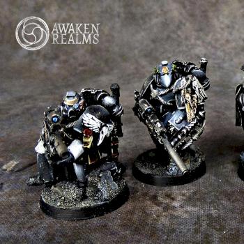 Space Marines Raven Guard Command Squad by Awaken Realms