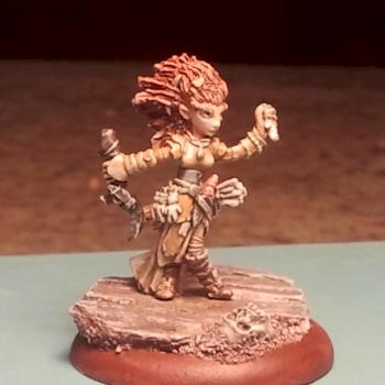 Lini, Iconic Gnome druid by LorriZ