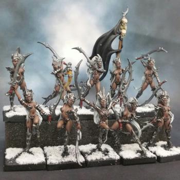 Witch elves by Kwe