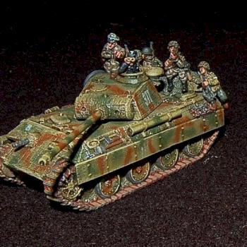 15mm 12.SS Panzergrenadiers hitching a ride. by tank santa