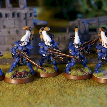 Eldar Dire Avenger Troop by Freddy the Teddy