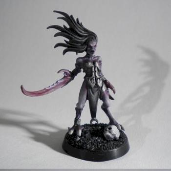 Daemonette of Slaanesh by burpinator