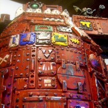 Under a stompa: Krabouillator ork by thrym