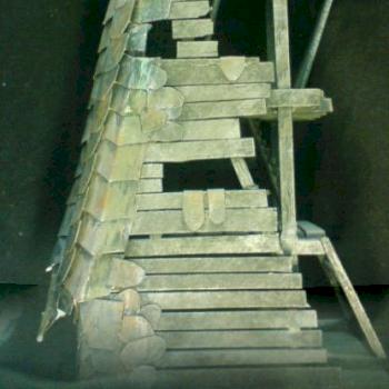 Mordor's siege tower by Kylo200