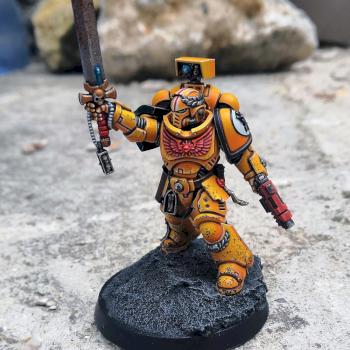Imperial Fist Primaris Lieutenant by CerberusXt