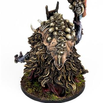 Shaman minotaur by Sadziu