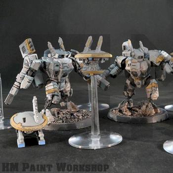 Warhammer XV8 Crisis Battlesuit Team by hmpaintworkshop