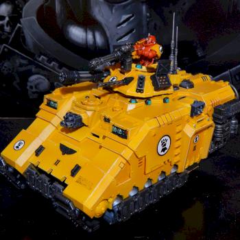 Imperial Fists Repulsor by P4Painting