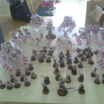 Pink Eldar by ZombieDK