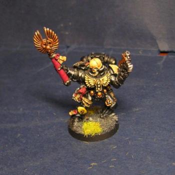 Imperial Fists Chaplain by Eisen