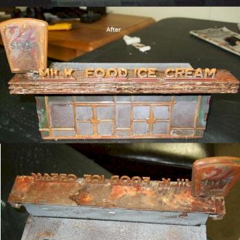 A 7-eleven store rusting, post-apocalypse by Byteknight