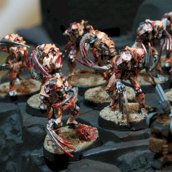 Necron flayed ones in action by Jodokast