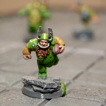 Blood Bowl Runner by Thomatchef