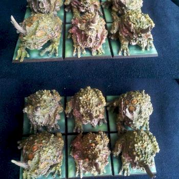 Nurgle Plague Toads by Piotrkov