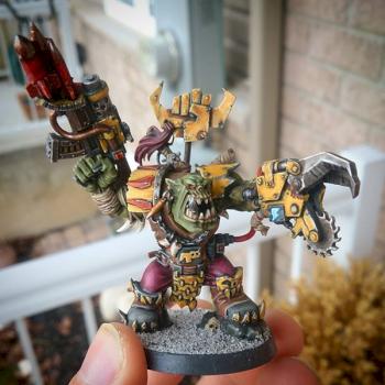 ork warboss 40k by them_apples