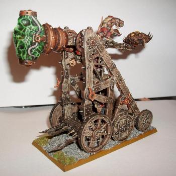 Skaven Plagueclaw Catapult by Negativethac0
