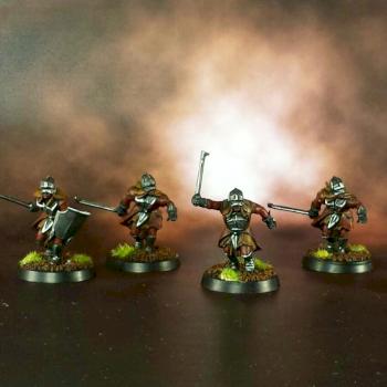 EXPLORADORES URUK HAI! by juanlurockerman