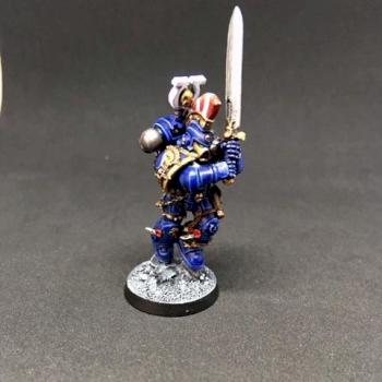 CAPTAIN CAPITAN ULTRAMARINES SPACE MARINES WARHAMMER 40k by juanlurockerman