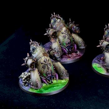 Myphitic Blight Haulers by Ghazdreg