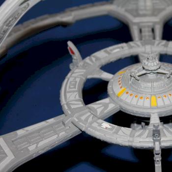 Deep Space Nine space station by Zuppa