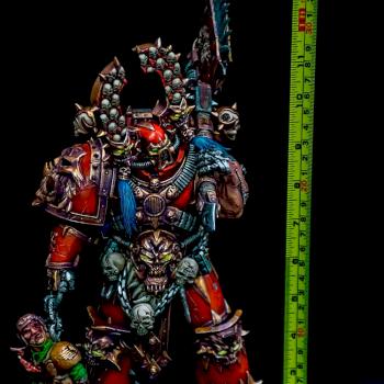 Kharn the Betrayer Large Scale 33 cm by Piriney