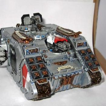 Land raider Crusader Chevaliers Gris by Abhorash